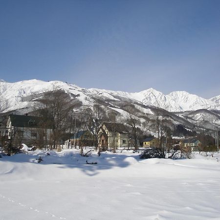 Alpine Wind Bed & Breakfast Hakuba Exterior photo